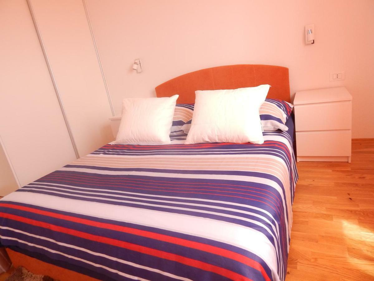 Apartman Karlo Makarska Eksteriør billede